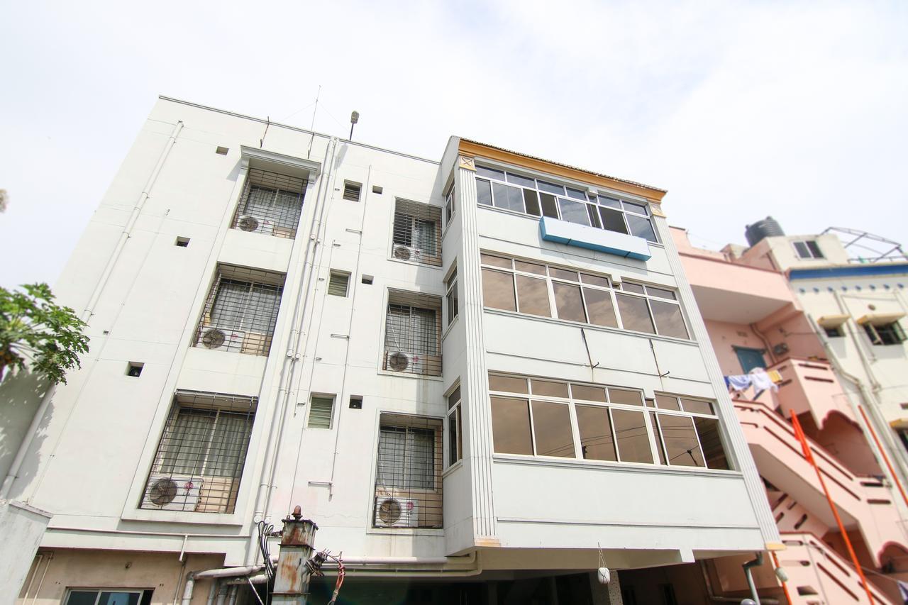 Oyo 9207 Chakri Guest House Visákhapatnam Kültér fotó